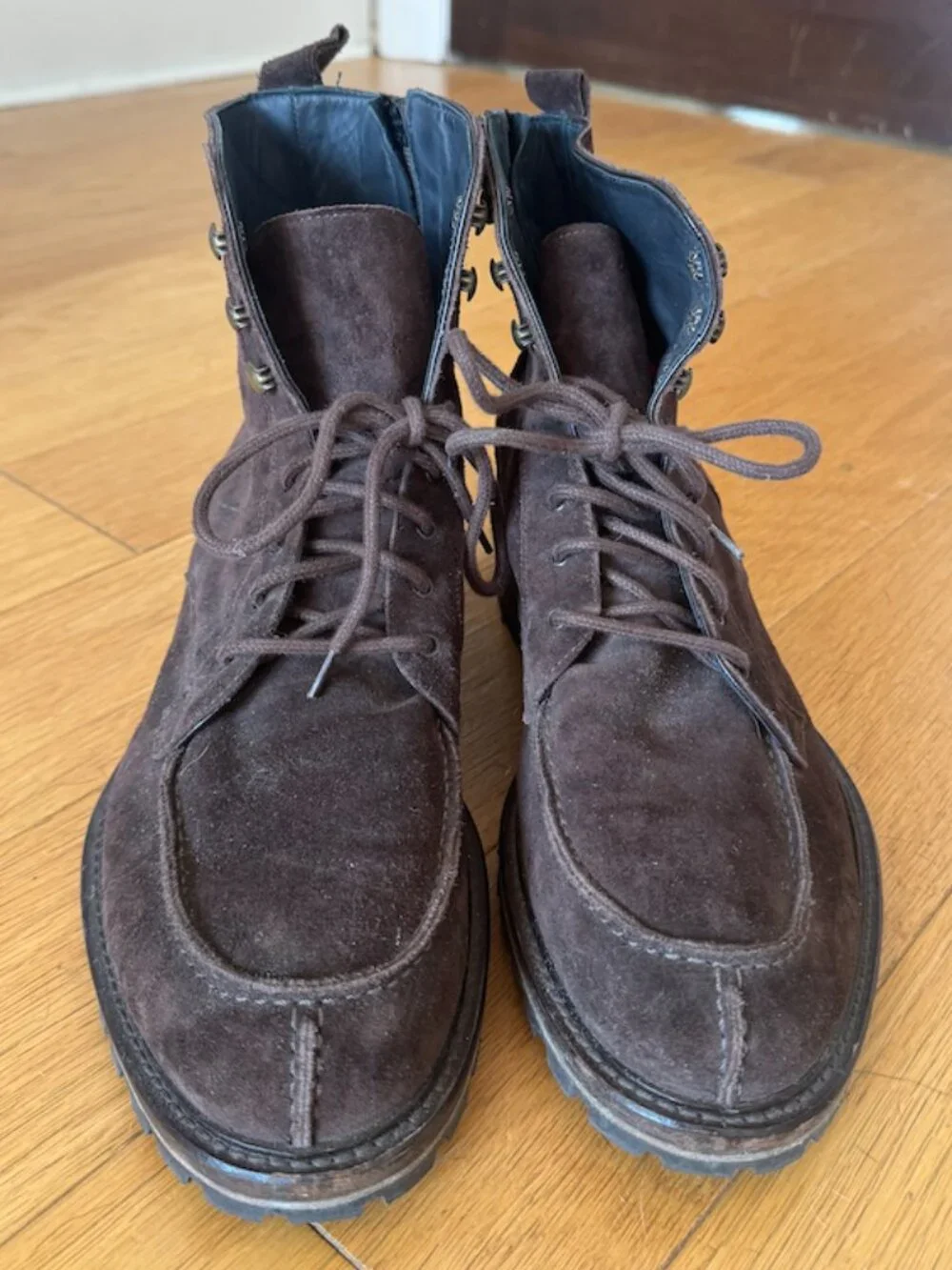 Ankari & Floruss Brown Suede Lace Up Boots in Size 10
